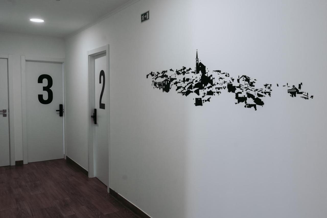 Albergue Middle Point Sardoal Exterior foto