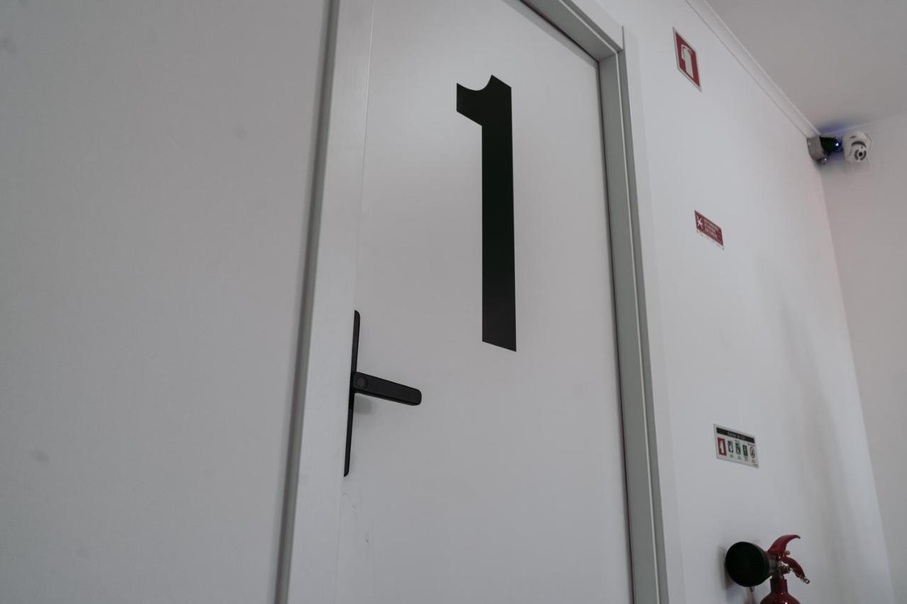 Albergue Middle Point Sardoal Exterior foto