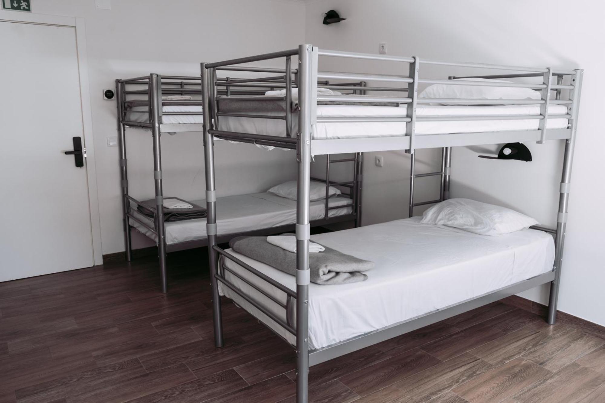 Albergue Middle Point Sardoal Exterior foto